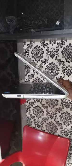 Laptop Dell Inspiron 14 6GB Intel Core I5 HDD 500GB