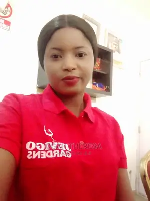 Receptionist