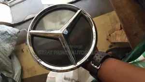Front Grill Star Logo Without Light for C300 204