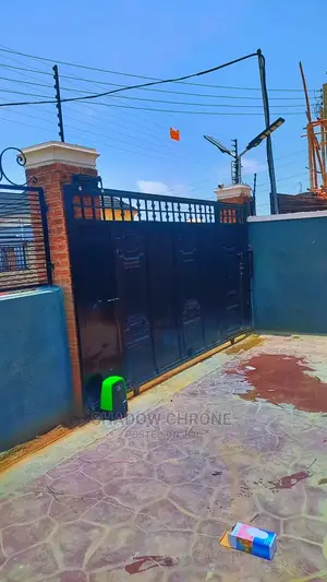 Automatic Sliding Gate With a Solar System