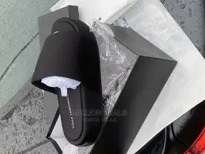 Unique Stylish Men’S Slippers Black