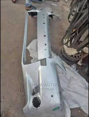 FRONT BUMPER GS 350 2015 Available