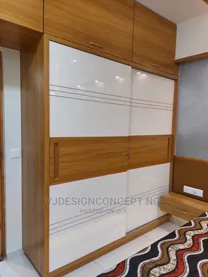 Walk in Closet