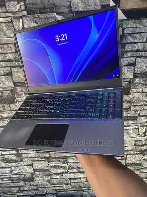 Laptop 16GB Intel Core I7 SSD 1T