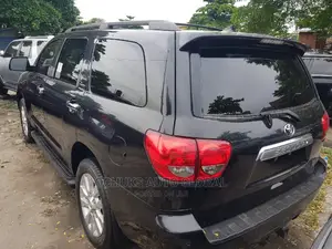 Toyota Sequoia 2013 Black
