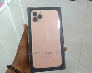 New Apple iPhone 11 Pro Max 64 GB Gold