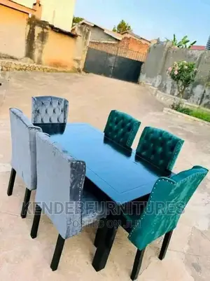 Quality 6 Seater Designed Dining Table Set.