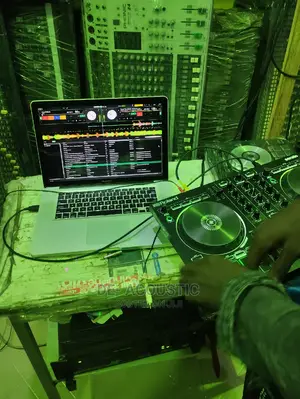Uk Used Roland Dj Controller