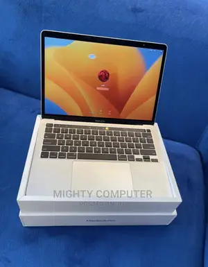 Laptop Apple MacBook Pro 2017 16GB Intel Core i7 SSD 512GB