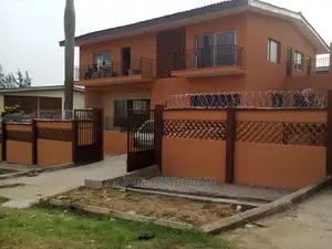 Furnished 10bdrm Block of Flats in Apata for sale