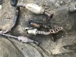 Complete Catalyst Converter Toyota 4runner 2007