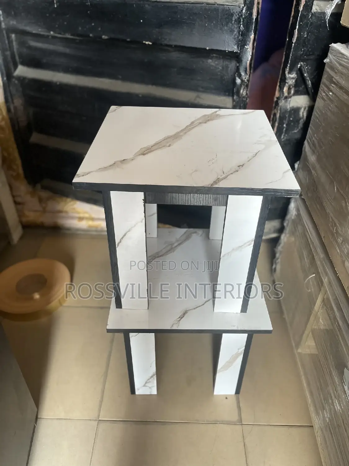 Highquality Tables / Stools