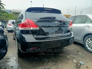 Toyota Venza AWD 2011 Gray