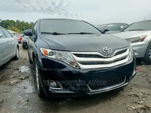 Toyota Venza AWD 2011 Gray