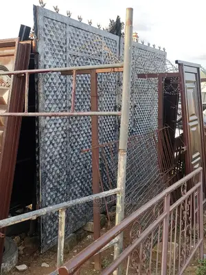 Standard Gray Design Gate for Sale