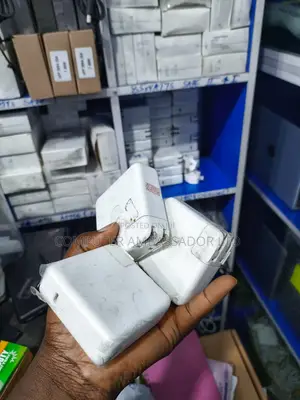 Macbook Pro 2017 Charger