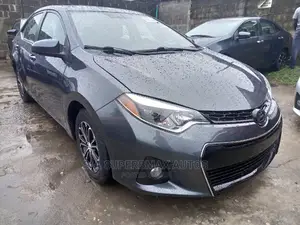 Toyota Corolla 2015 Gray