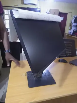 HP Z24N Bezel Monitor