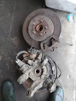 Complete Back Hub,Callipers, Spindle, Brake Pads and Disks