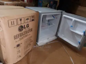 Royal and Effective Bedside Fridge Gc-065l