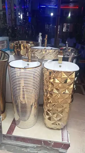 Gold Designed Standing Basin