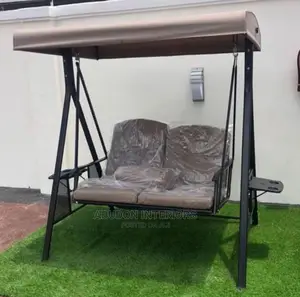 Outdoor Swinging Chairs