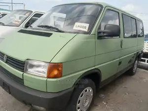 Volkswagen Transporter 2006 Green