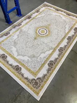 Quality Living Room Designed Super Soft Center Rug.