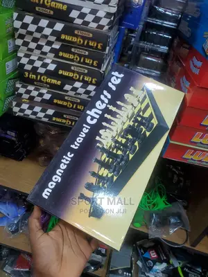 Magnetic Chess Game