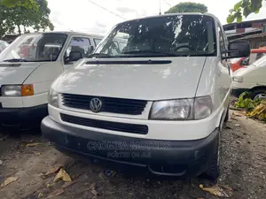 Volkswagen Transporter 2003 White