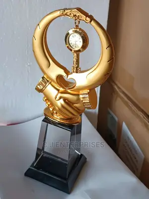 Sculptural Award Plaque H2