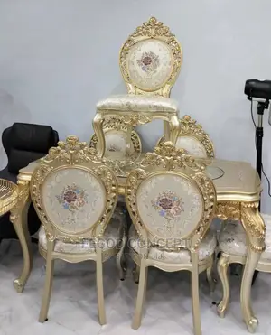 Royal Dining Set