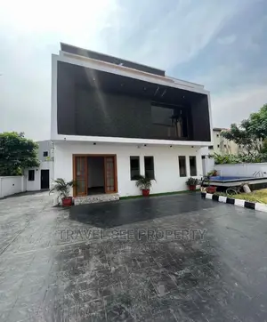 Furnished 5bdrm Duplex in Bananas Lsland for sale