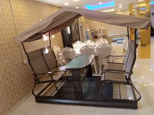 Exquisite Contemporary 4 Seaters Swing Chair