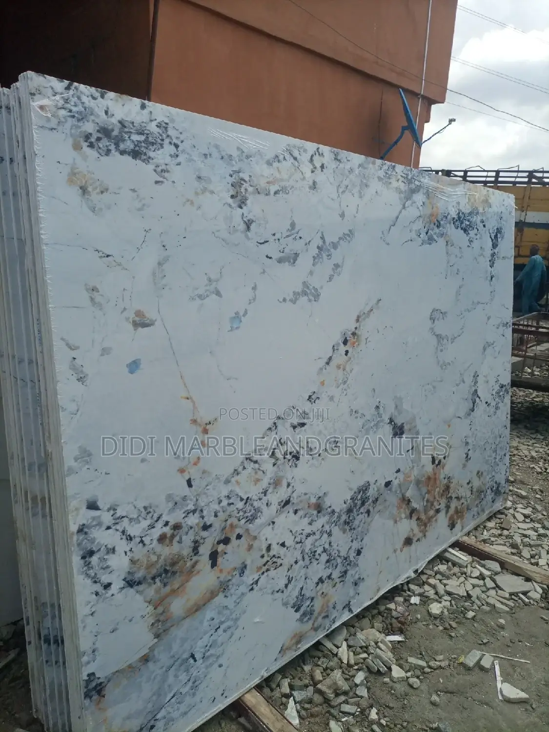 Quartz Alaska Wave for Staircase.