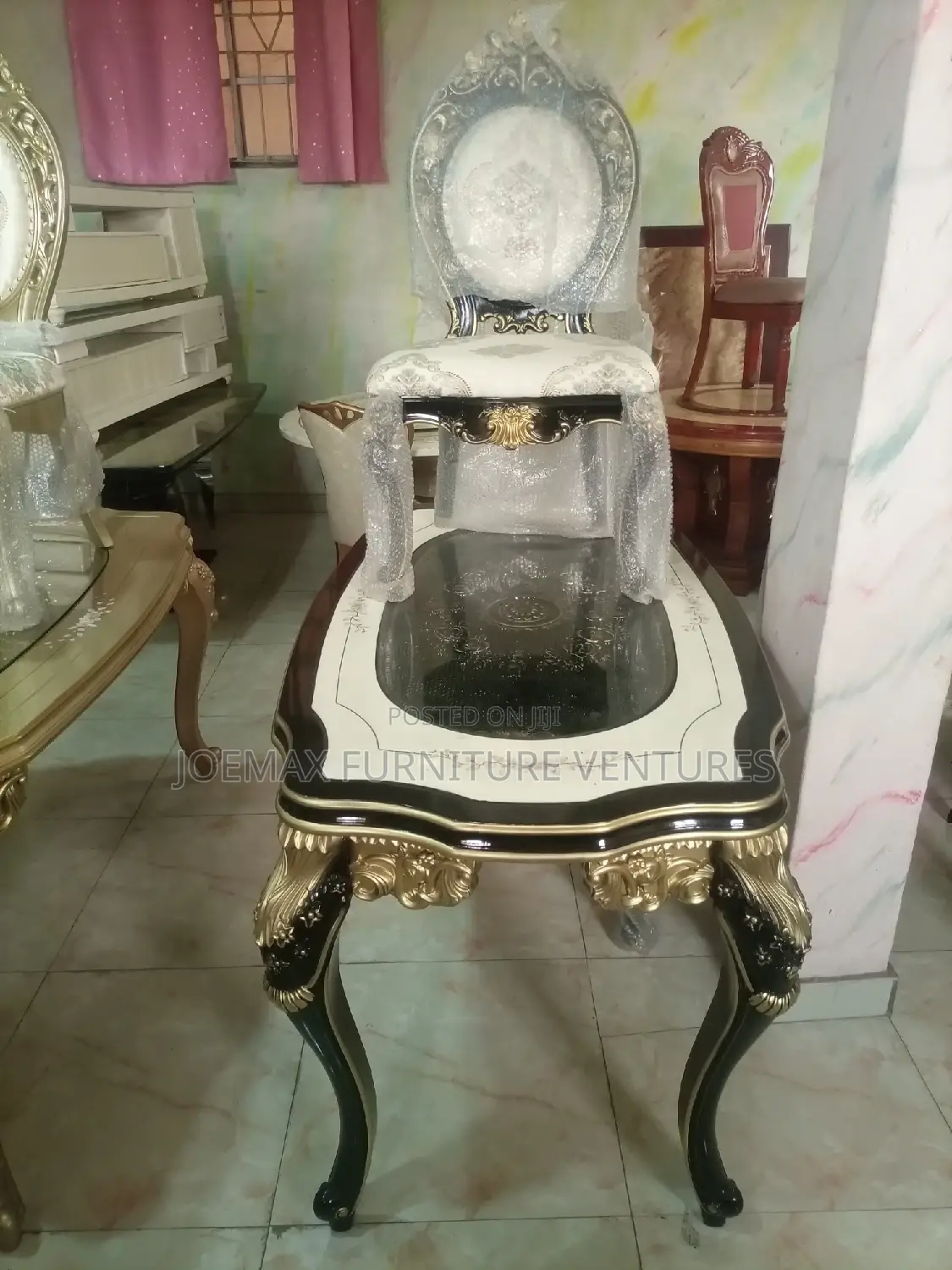 Royal Dining Table By6