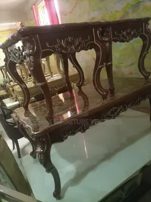 Royal Center Table Set