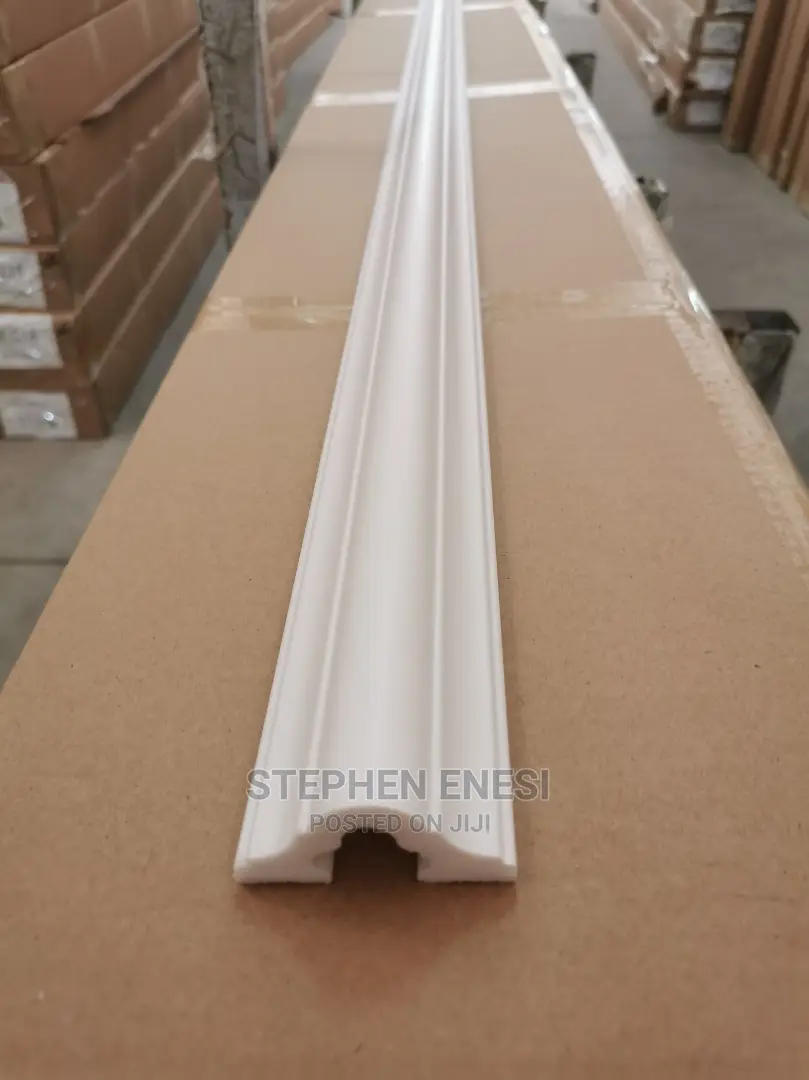 Wall Cornice and Accessories