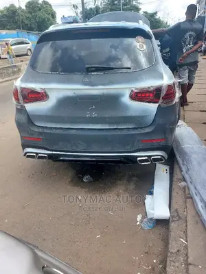 Mercedes-Benz GLC300 2016 Upgrading Kits to 2021