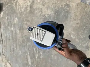 Power Megaphone With Rechargeable Battery