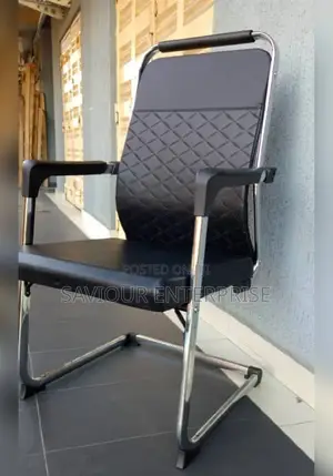 Quality Executive Leather Visitors Office Chair.