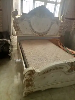 Royal Executive Bed .