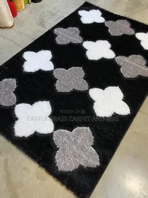 Luxury Living Room Designed Super Soft Royal Center Rug.