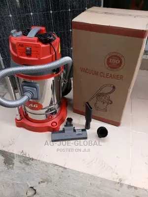 30 Liters Vacuum Cleaner Wet and Dry 2200 Watts