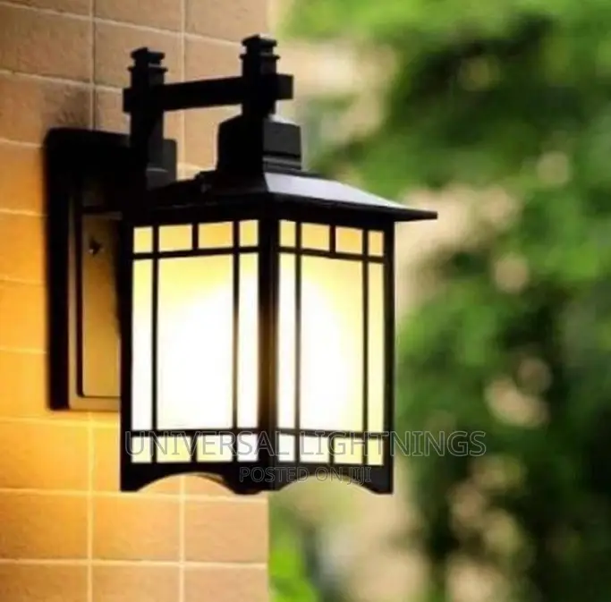 Gate Lamp With A Difference