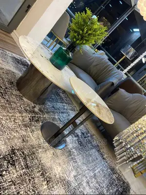 Lounge Table