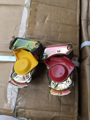 Coupling Male and Female FAW Trucks