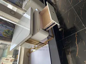 2 in 1 Table and Side Stool