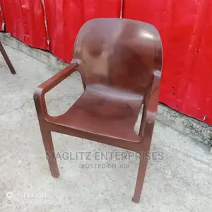 Quality Plastic Chairs