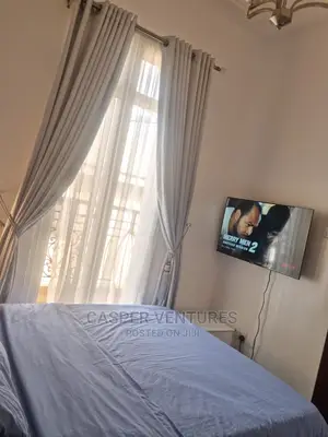 5 Star Studio Apartment